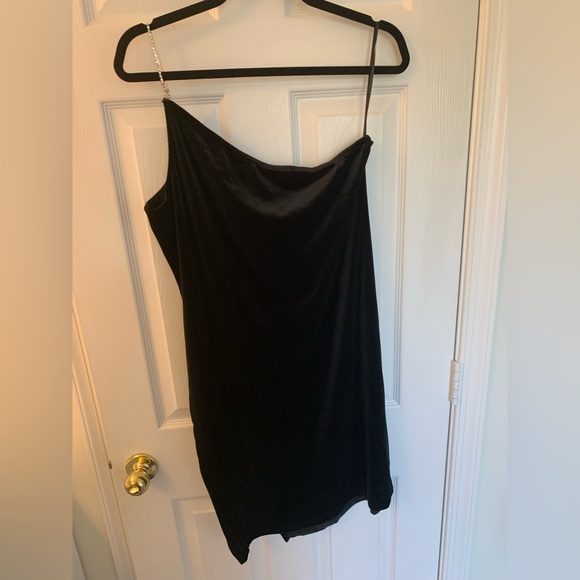 NWOT Shein One Shoulder Dress - Picture 3 of 7